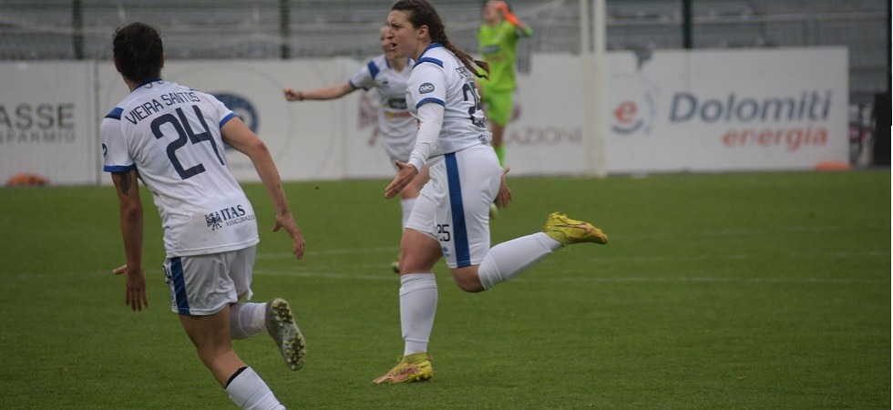 Calcio serie B femminile, il Trento perde una fondamentale sfida salvezza, il Tavagnacco espugna il Briamasco
